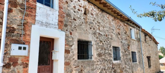 4 bedrooms House in Aguilar de Campoo, Spain No. 78534 4