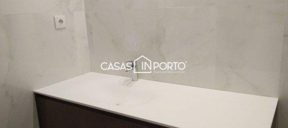 4 bedrooms Apartment in Porto, Portugal No. 78910 28