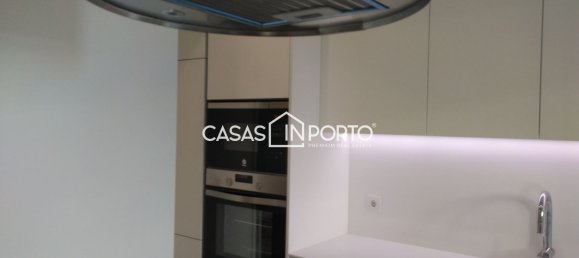 4 bedrooms Apartment in Porto, Portugal No. 78910 12