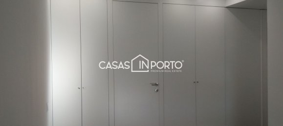 4 bedrooms Apartment in Porto, Portugal No. 78910 25