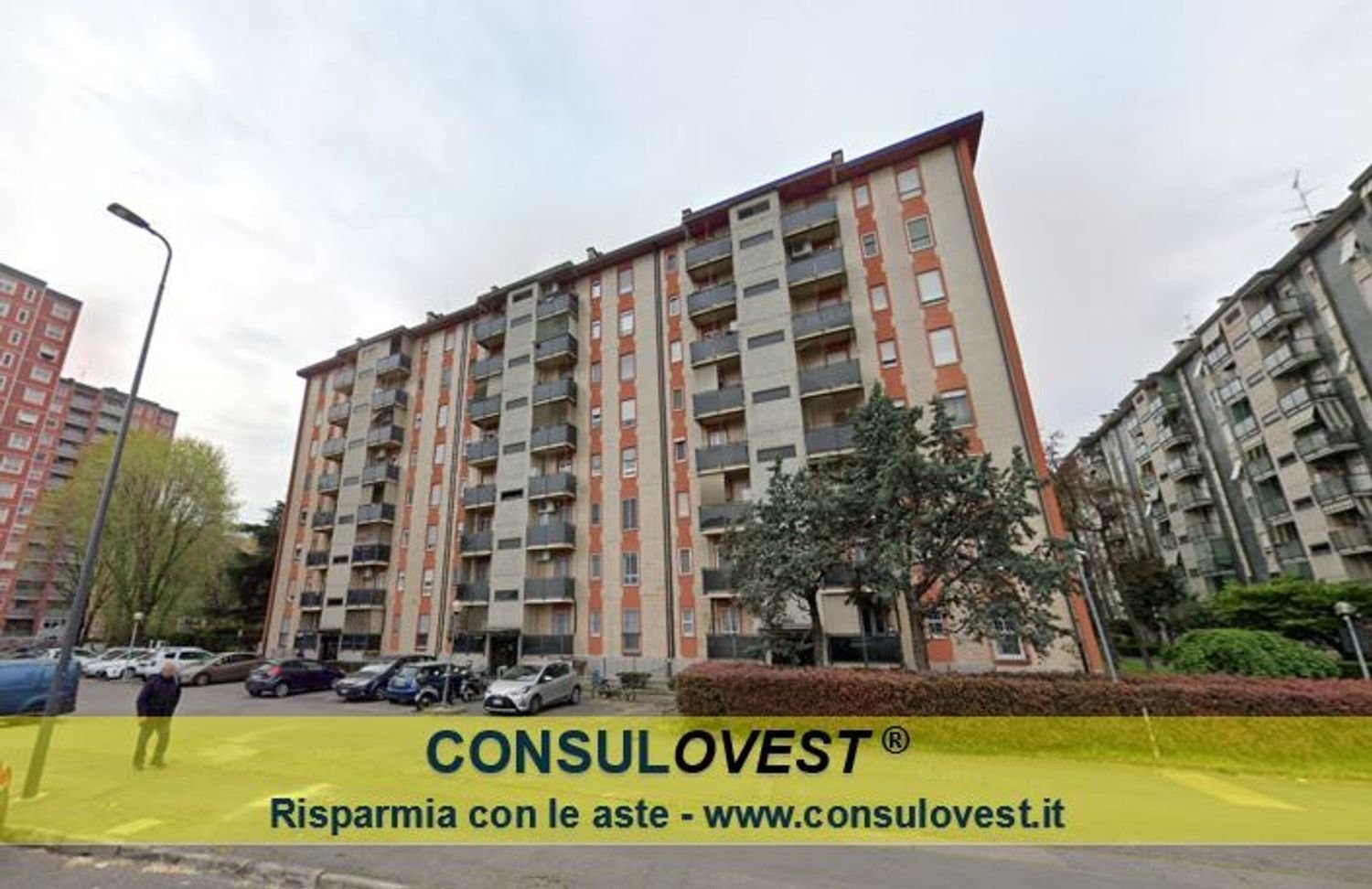 3 bedrooms Apartment in Milan, Italy No. 401891