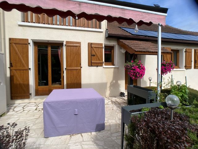 4 bedrooms House in Cernay-la-Ville, France No. 180334