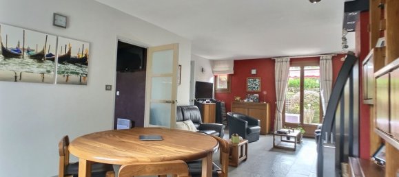 4 bedrooms House in Cernay-la-Ville, France No. 180334 4