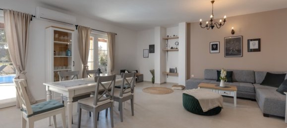 4 bedrooms Villa in Zadar, Croatia No. 142 8