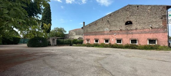 5 rooms Commercial property in Sommacampagna, Italy No. 281967 23
