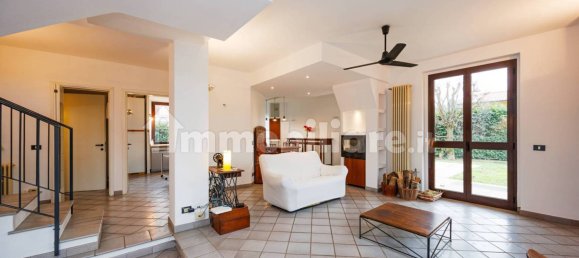 4 chambres Maison à Mozzo, Italy No. 74419 8