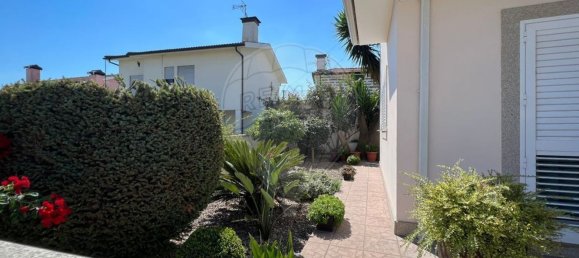 3 bedrooms House in Felgueiras, Portugal No. 26653 3