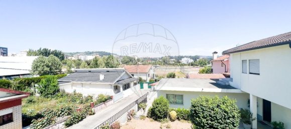 3 bedrooms House in Felgueiras, Portugal No. 26653 30