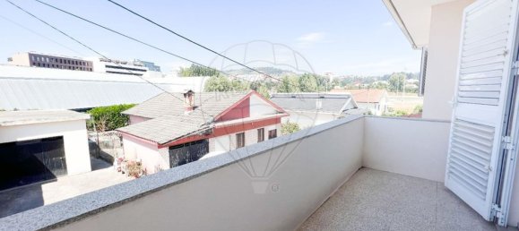 3 bedrooms House in Felgueiras, Portugal No. 26653 22