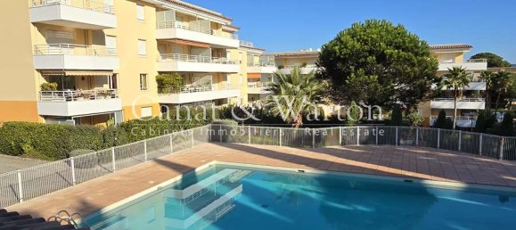 Apartamento de 1 dormitorio en Cavalaire-sur-Mer, France No. 358282 3