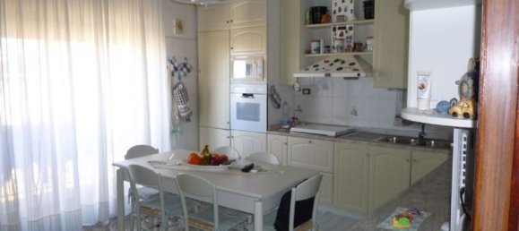 5غرفة شقة في Barcellona Pozzo di Gotto, Italy رقم 66218 6