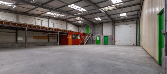 Коммерческая недвижимость 440м² в Изер, Франция № 196860 2