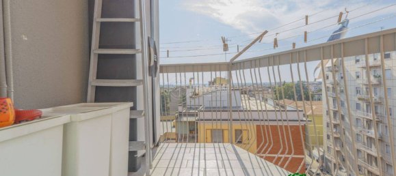 Apartamento de 3 dormitorios en Piacenza, Italy No. 20599 20