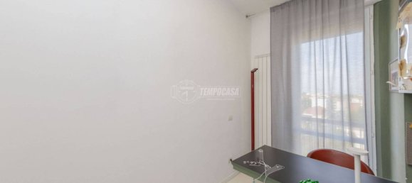 Apartamento de 3 dormitorios en Piacenza, Italy No. 20599 9