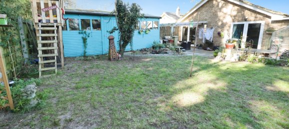  Bungalow in Bury St Edmunds, United Kingdom No. 1837 12