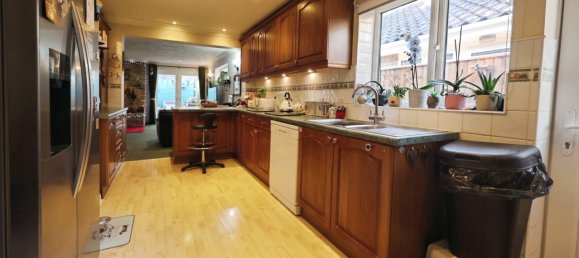  Bungalow in Bury St Edmunds, United Kingdom No. 1837 4