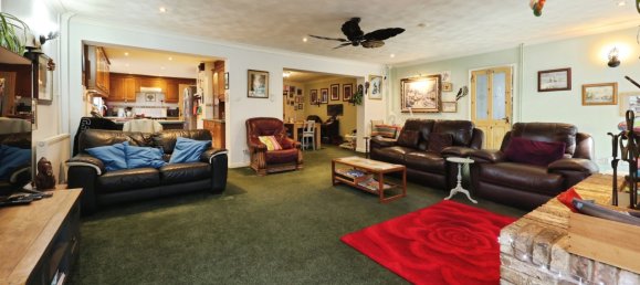  Bungalow in Bury St Edmunds, United Kingdom No. 1837 2