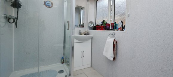  Bungalow in Bury St Edmunds, United Kingdom No. 1837 10