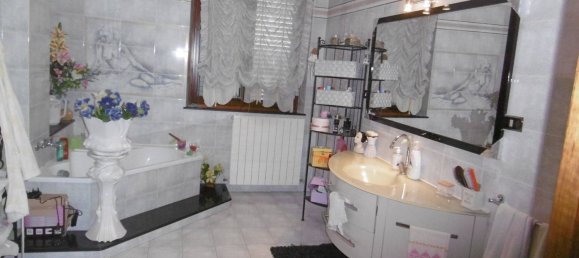 5-Zimmer Haus in Montegranaro, Italy, Nr. 173450 13