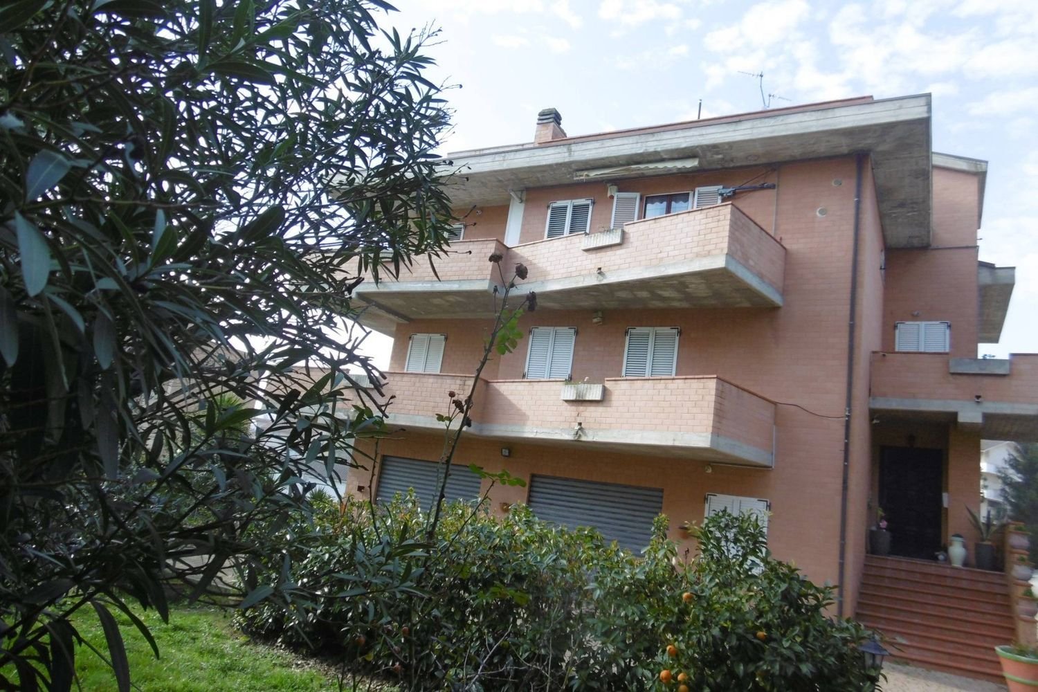 5-Zimmer Haus in Montegranaro, Italy, Nr. 173450