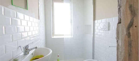 Apartamento de 2 divisões em Ardea, Italy N.º 26804 10