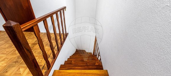 4 bedrooms House in Guilhofrei, Portugal No. 39749 13