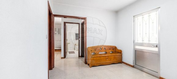 4 bedrooms House in Guilhofrei, Portugal No. 39749 8