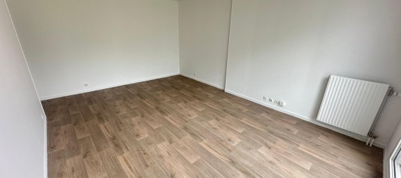 2 Schlafzimmer Wohnung in Evry, France, Nr. 144318 4