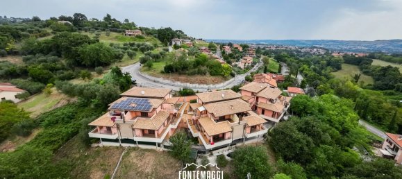 Apartamento de 3 dormitorios en Colli al Metauro, Italy No. 340446 34
