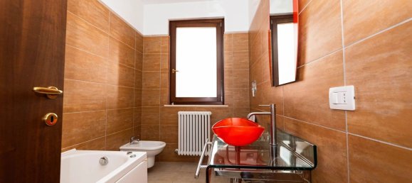 Apartamento de 3 dormitorios en Colli al Metauro, Italy No. 340446 14