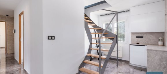 6 bedrooms House in Bourgoin-Jallieu, France No. 190253 21