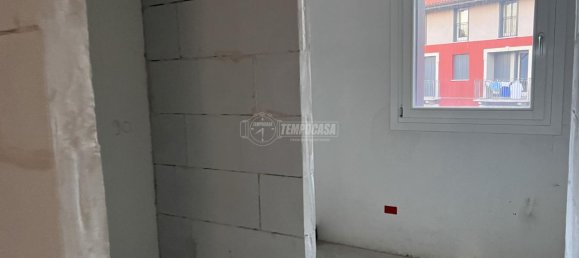 2-Zimmer Wohnung in Somma Lombardo, Italy, Nr. 18045 2