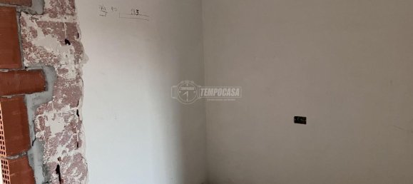 2-Zimmer Wohnung in Somma Lombardo, Italy, Nr. 18045 28