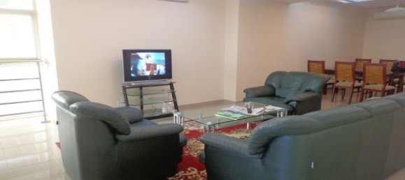 Apartamento de 3 dormitorios en Tay Ho, Vietnam No. 6180 2