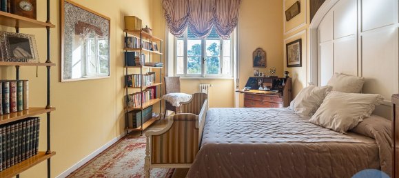 5 rooms Apartment in Rome, Italy No. 62242 5
