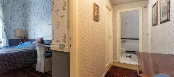5 rooms Apartment in Rome, Italy No. 62242 9