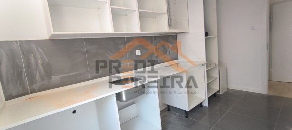 3 Schlafzimmer Wohnung in Odivelas, Portugal, Nr. 150036 2