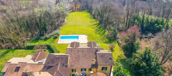 10غرفة فيلا في Varese, Italy رقم 68056 36