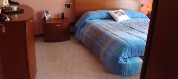 2 bedrooms Apartment in Pontida, Italy No. 253017 3