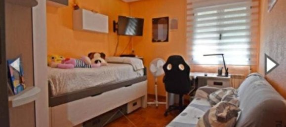 3 Schlafzimmer Wohnung in Olmedo, Spain, Nr. 115201 12