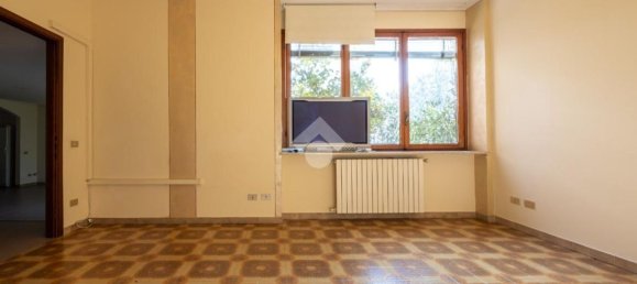 3 rooms Apartment in Marentino, Italy No. 135686 11