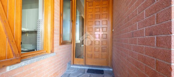 3 rooms Apartment in Marentino, Italy No. 135686 3