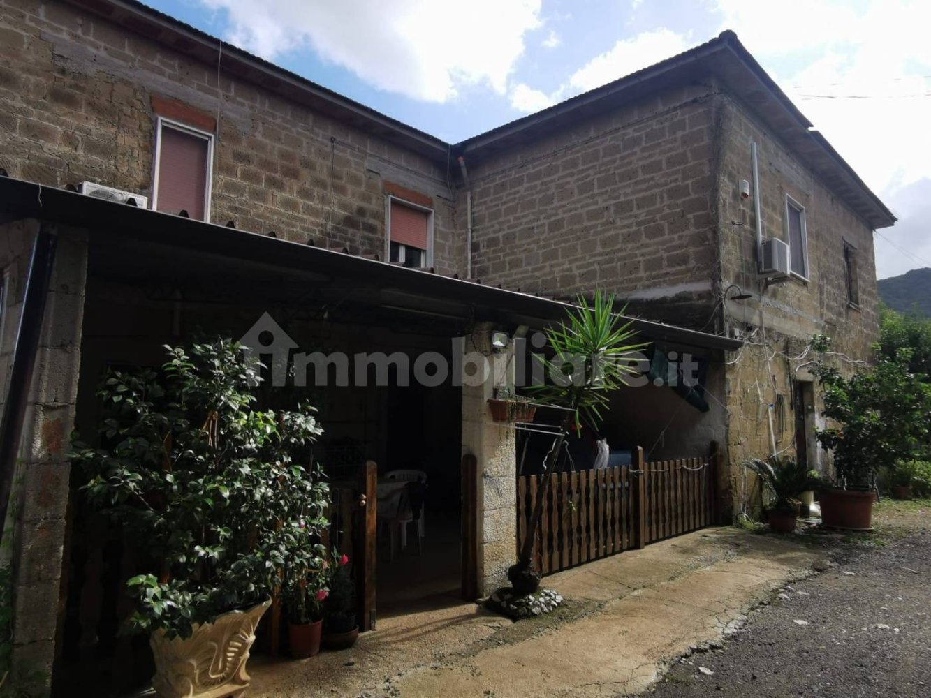 Дом с 5 спальнями в Каяццо, Италия № 120122