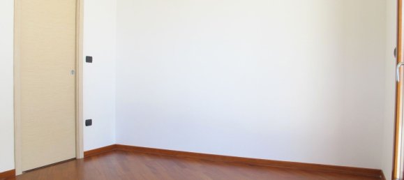 4غرفة شقة في Teramo, Italy رقم 306393 21