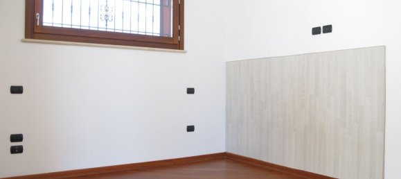 4غرفة شقة في Teramo, Italy رقم 306393 20