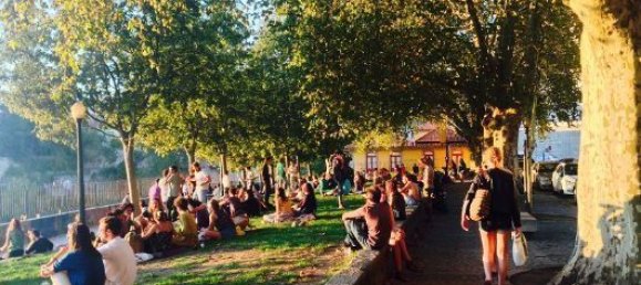 Здание с 9 спальнями в Порту, Португалия № 142076 10