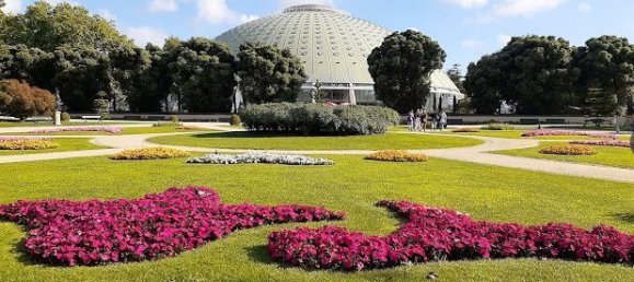 Здание с 9 спальнями в Порту, Португалия № 142076 3