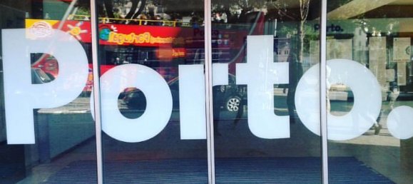 Здание с 9 спальнями в Порту, Португалия № 142076 2