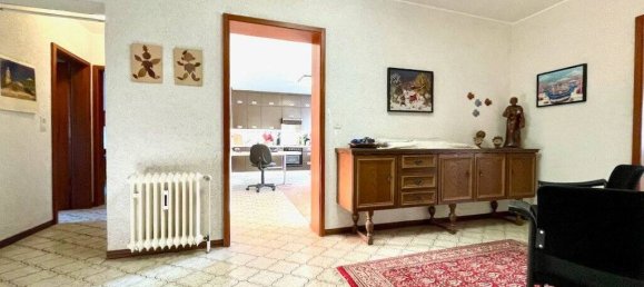 Casa de 8 divisões em Koblenz, Germany N.º 74072 3