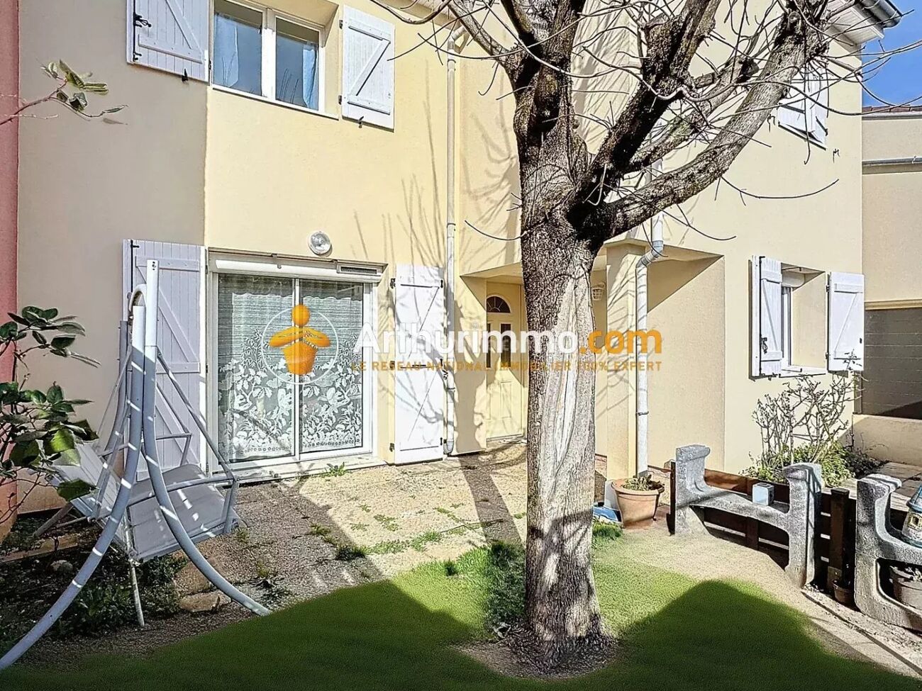 3 bedrooms House in L'Isle-d'Abeau, France No. 203836